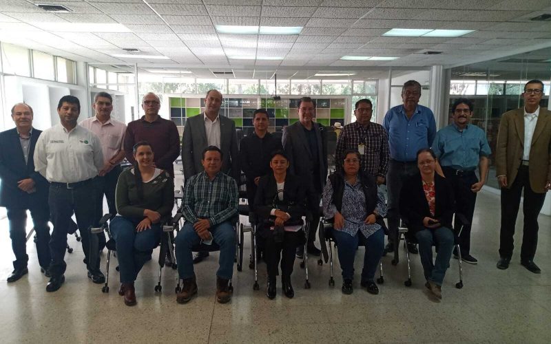 REUNIÓN CON EMPRESARIOS DEL ÁREA ACADÉMICA DE ING. ELÉCTRICA