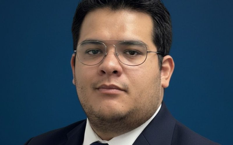 Reconoce el TecNM Chihuahua publicación de artículo de divulgación científica sobre motores Otto sostenibles